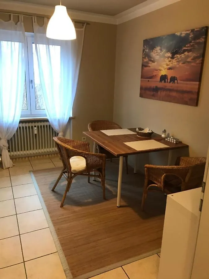 アパート Gaestehaus Ertel - Ferienwohnung In エルディング