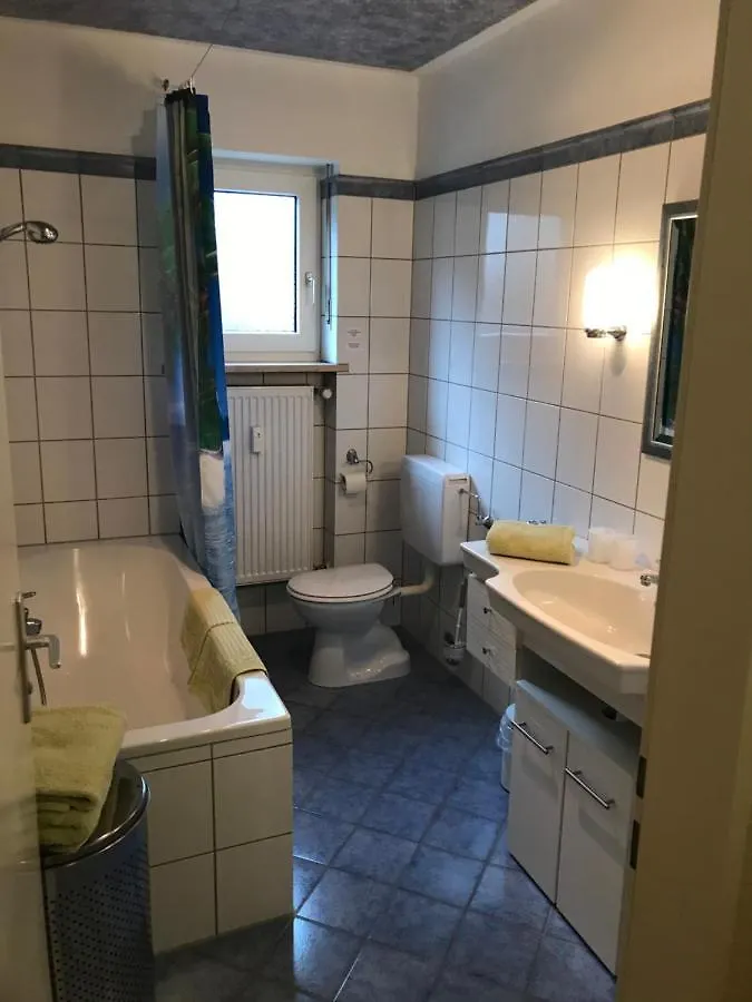 Gaestehaus Ertel - Ferienwohnung In エルディング